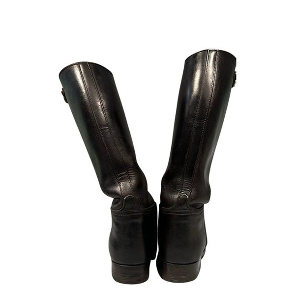 Boots Cleaning, after